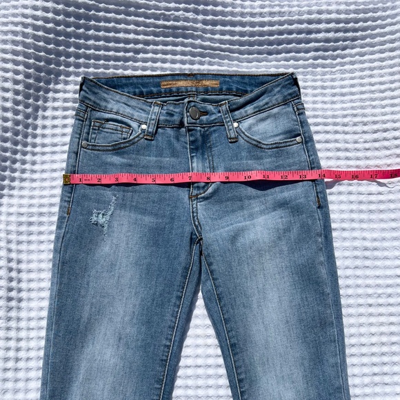 Joe's Jeans The Jane Distressed Cuffed Hem Jeans - Picture 13 of 16